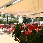 Campeggio Happy Camp Mobile Homes In Butterfly Village *
