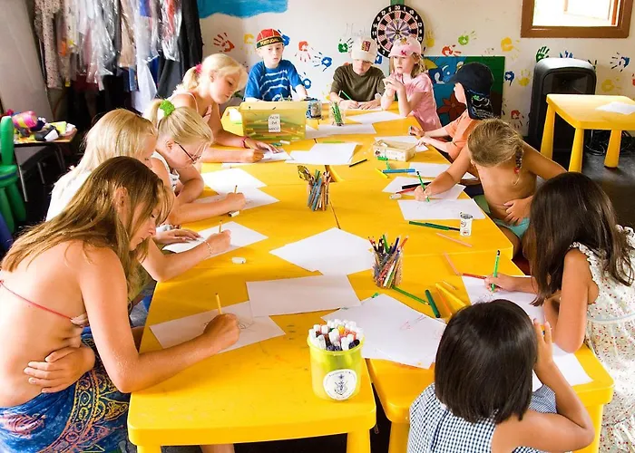 캠프장 Happy Camp Mobile Homes In Butterfly Village *